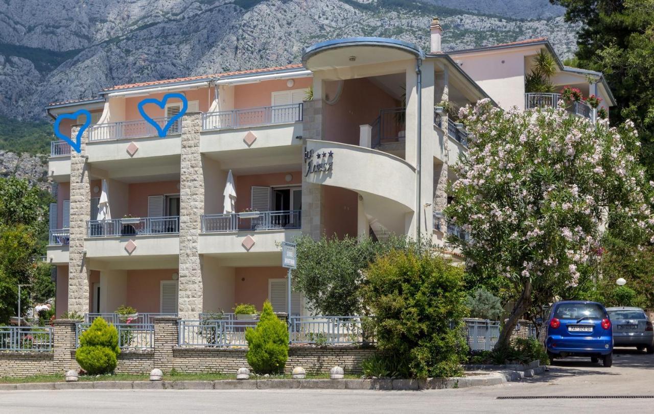 Villa Alesa Tučepi Exterior foto